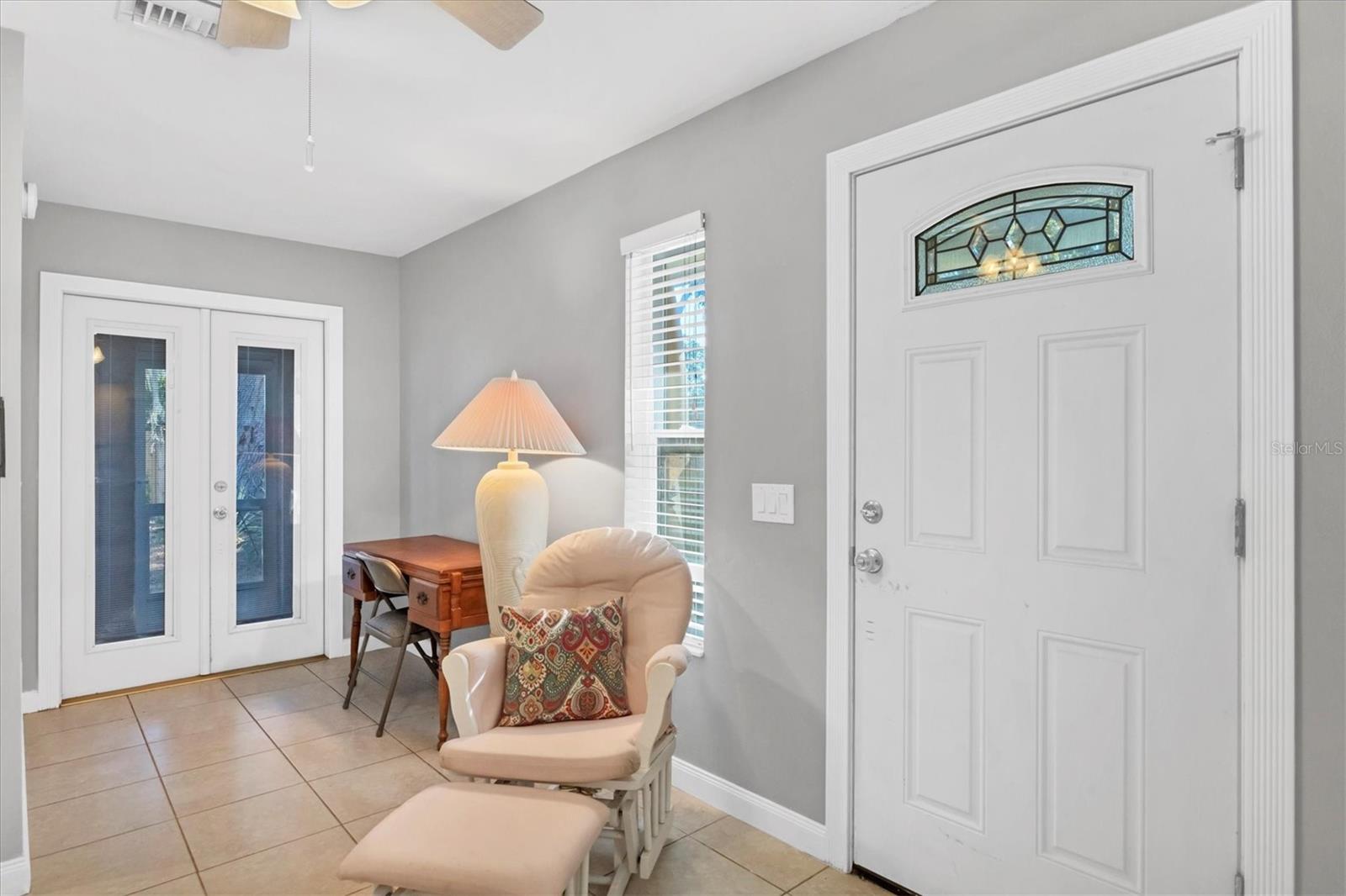 2703 FOREST KNOLL DR #B — photo 4