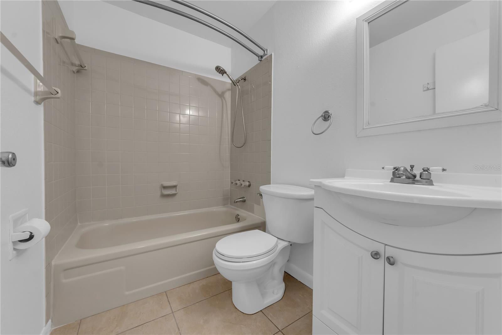9602 HIDDEN OAKS CIR — photo 19