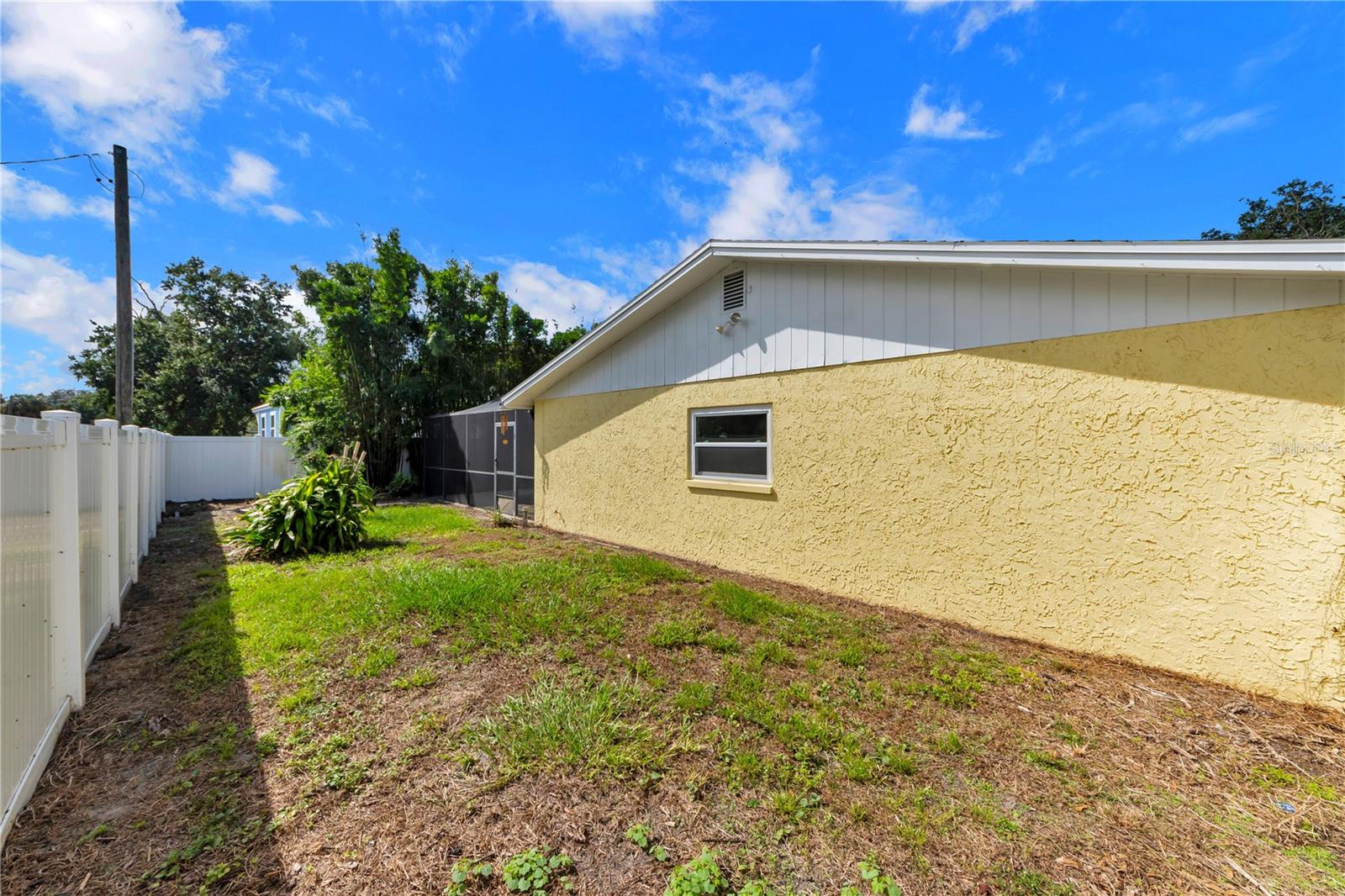 9602 HIDDEN OAKS CIR — photo 25