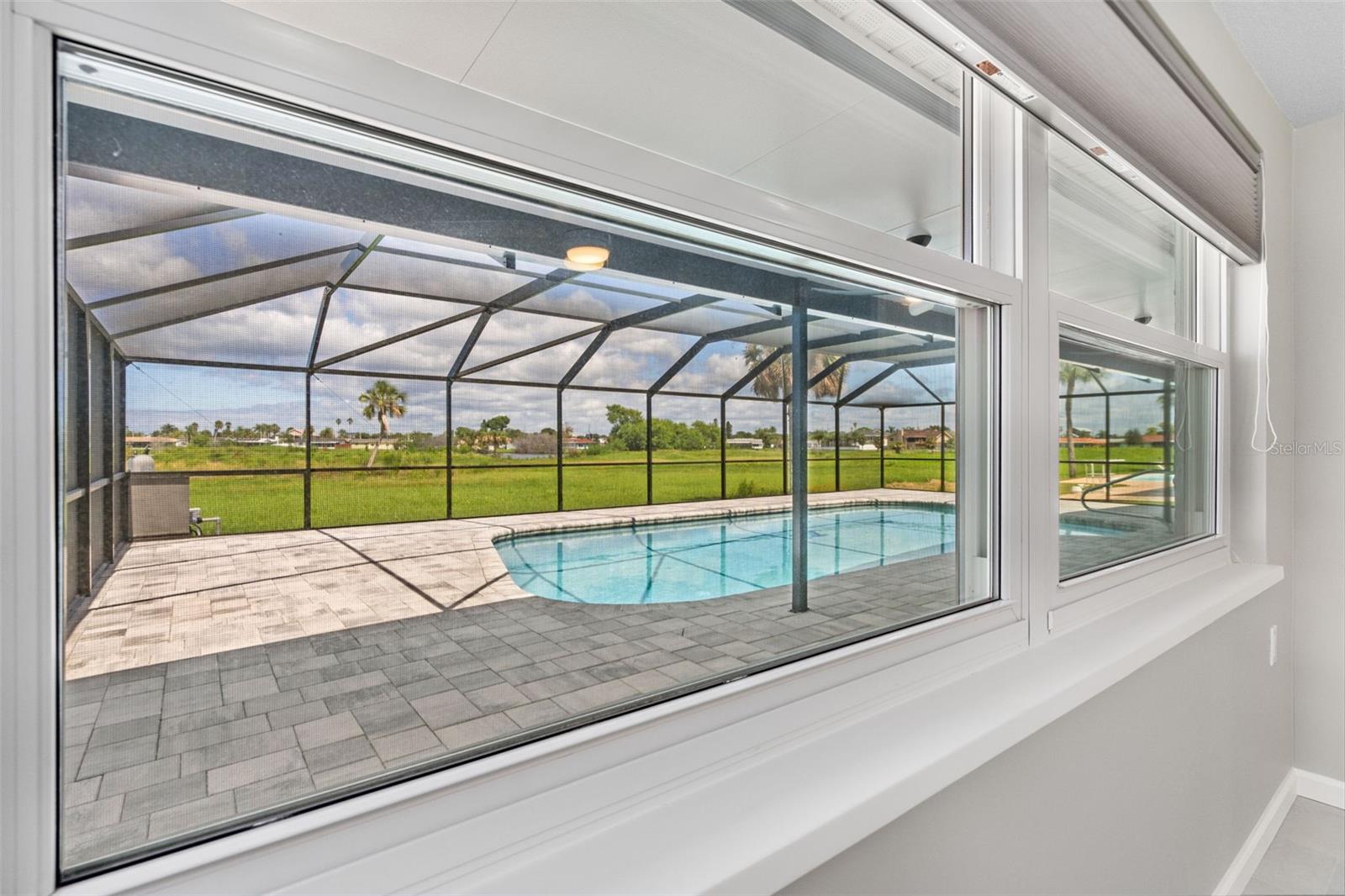 4105 TOPSAIL DR — photo 31