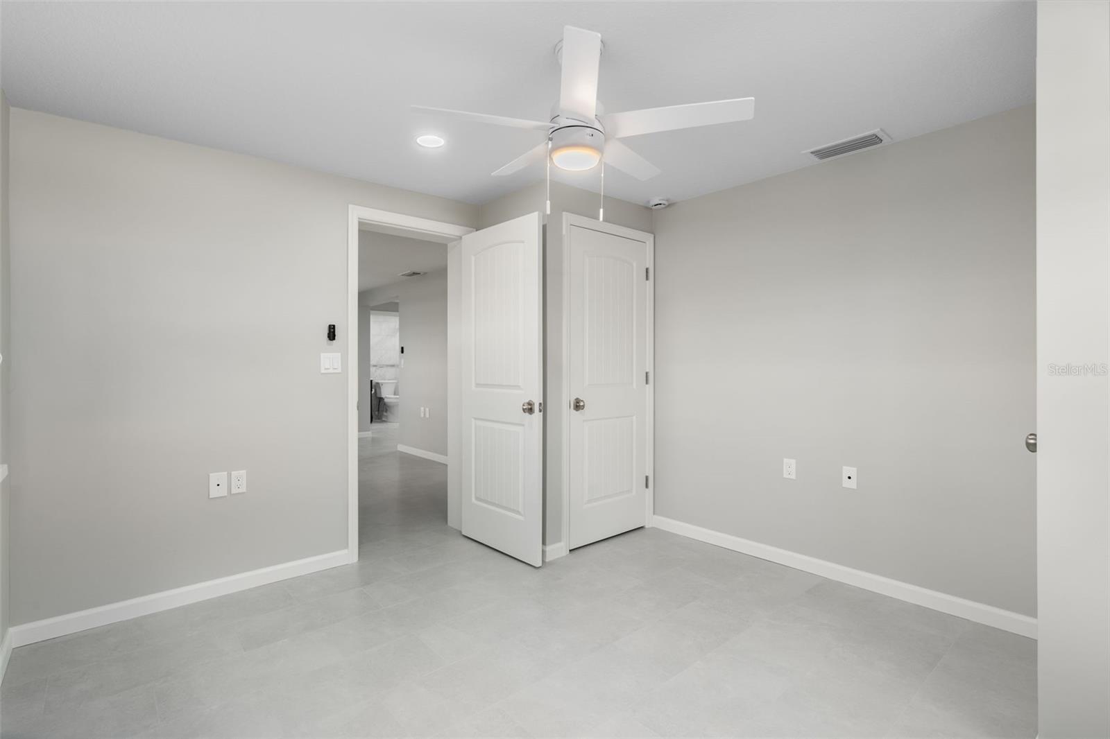 4105 TOPSAIL DR — photo 30