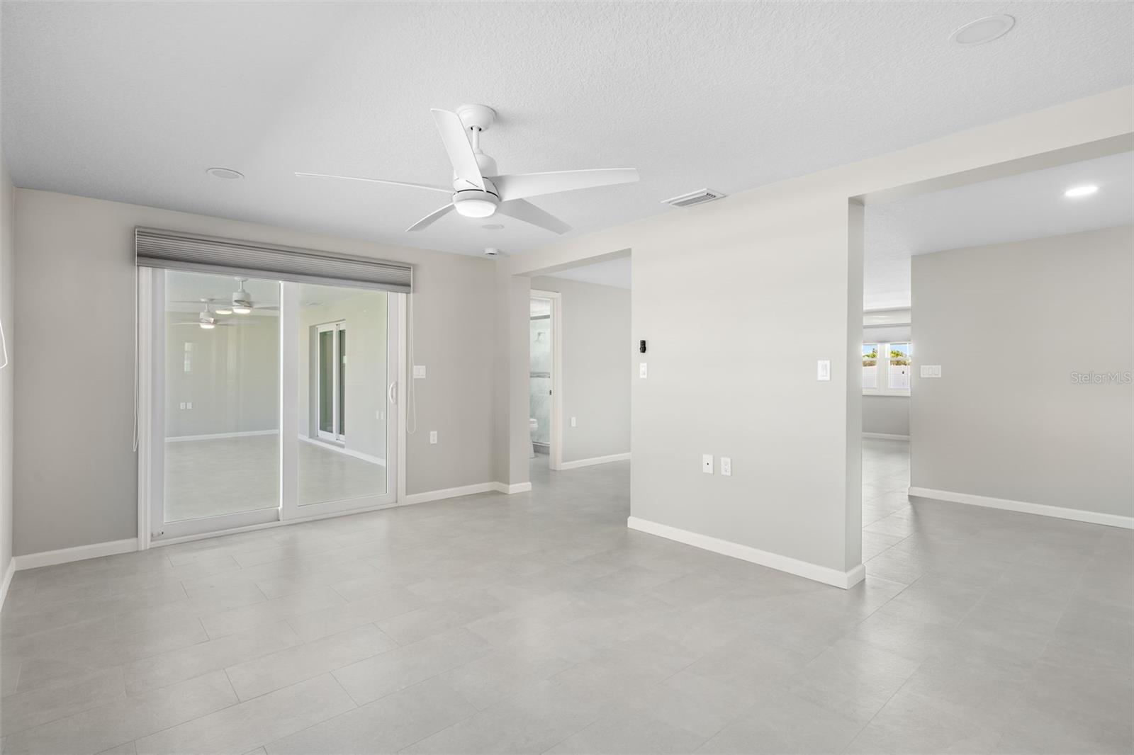 4105 TOPSAIL DR — photo 17