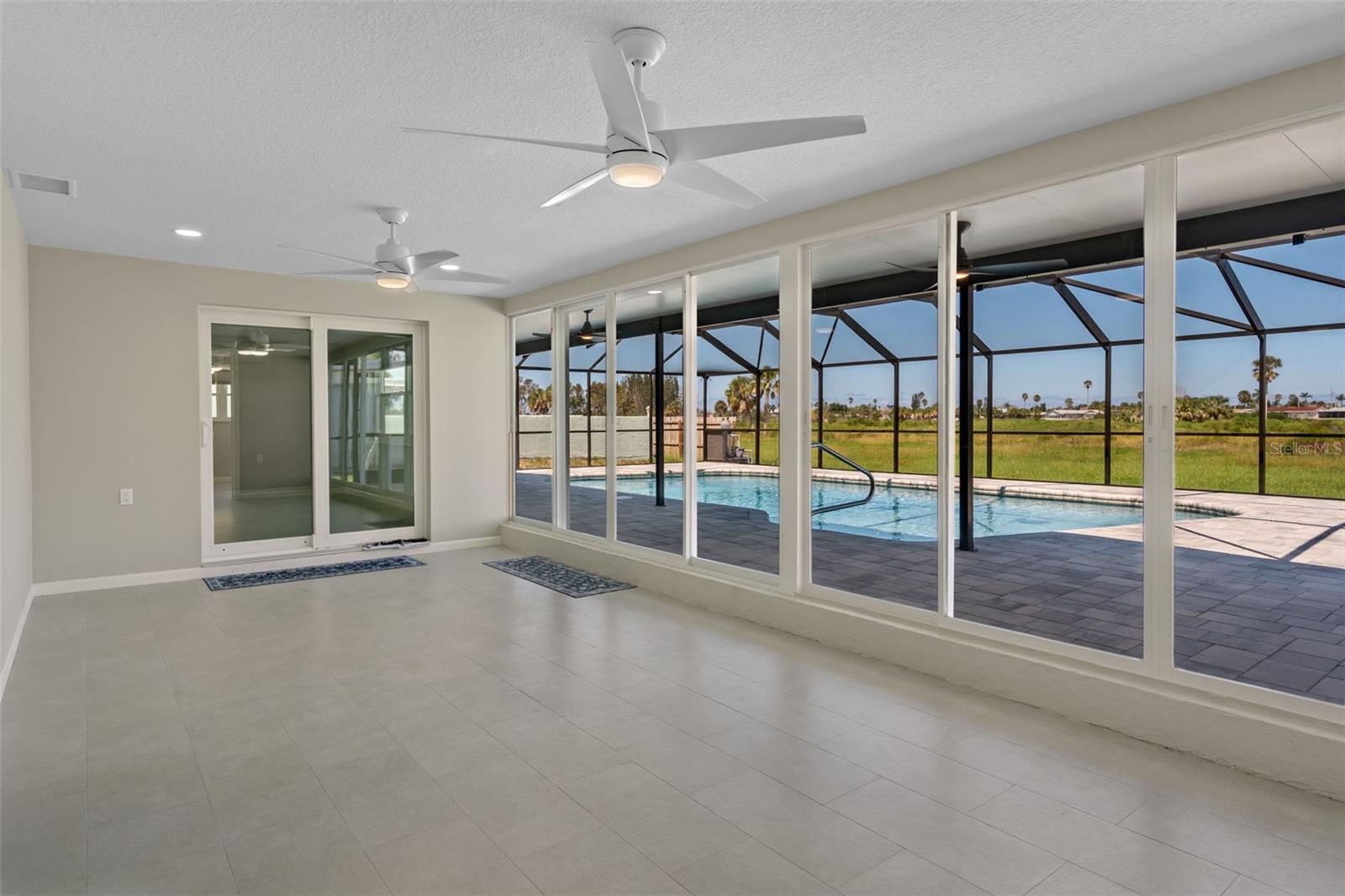 4105 TOPSAIL DR — photo 37