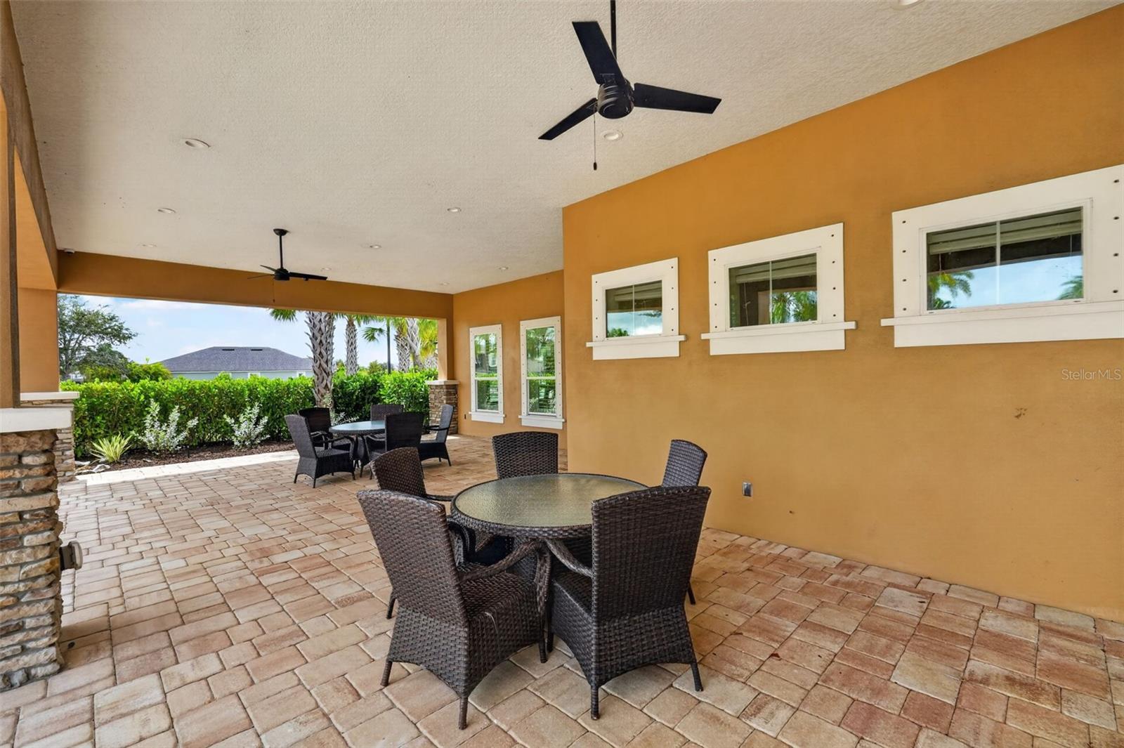 11511 ROLLING GREEN DR — photo 37