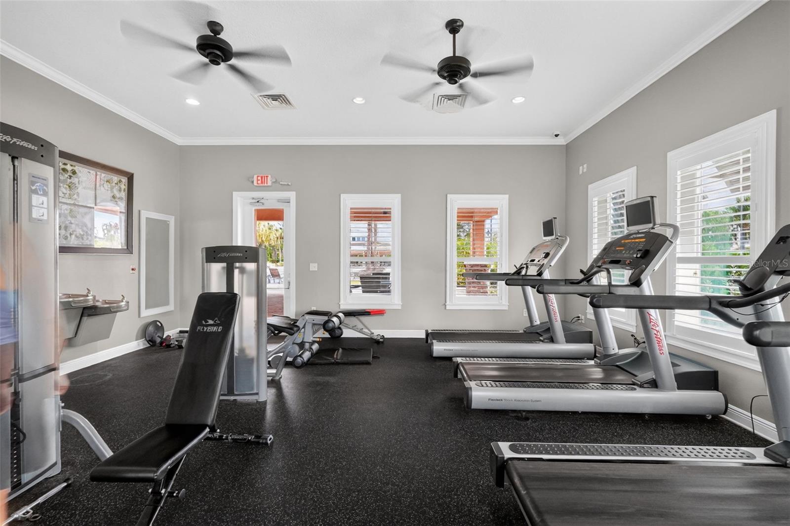 11511 ROLLING GREEN DR — photo 42