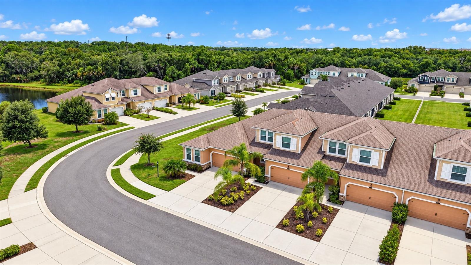 11511 ROLLING GREEN DR — photo 47