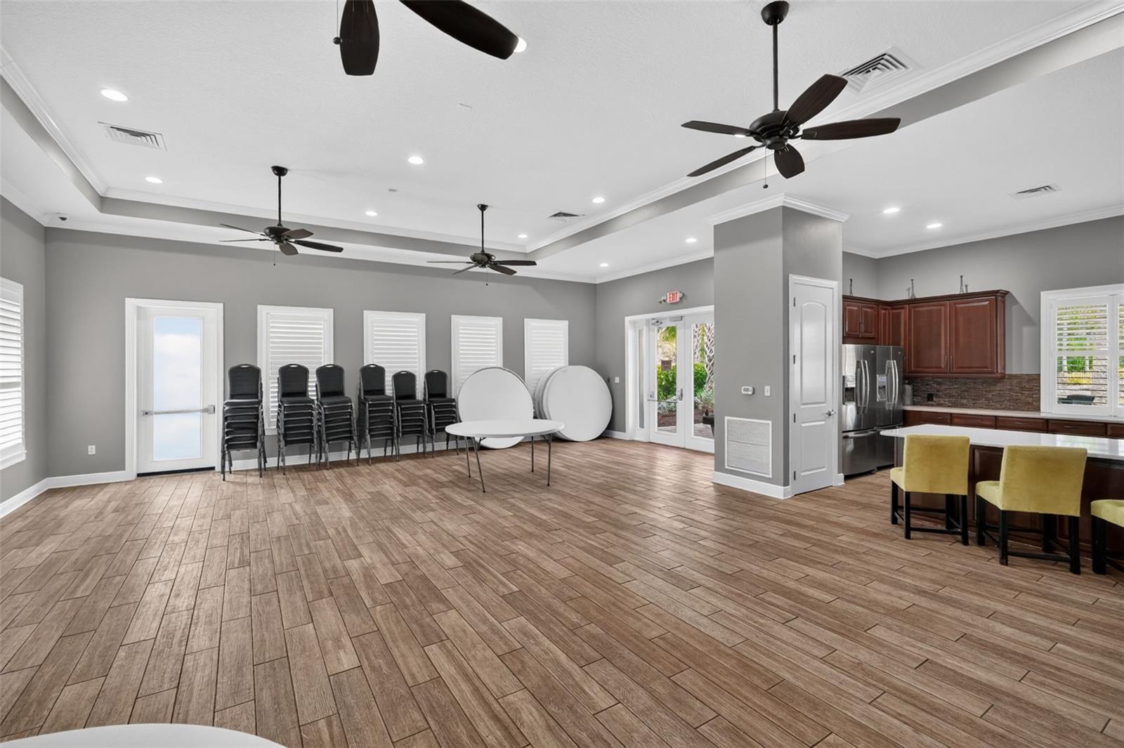11511 ROLLING GREEN DR — photo 39