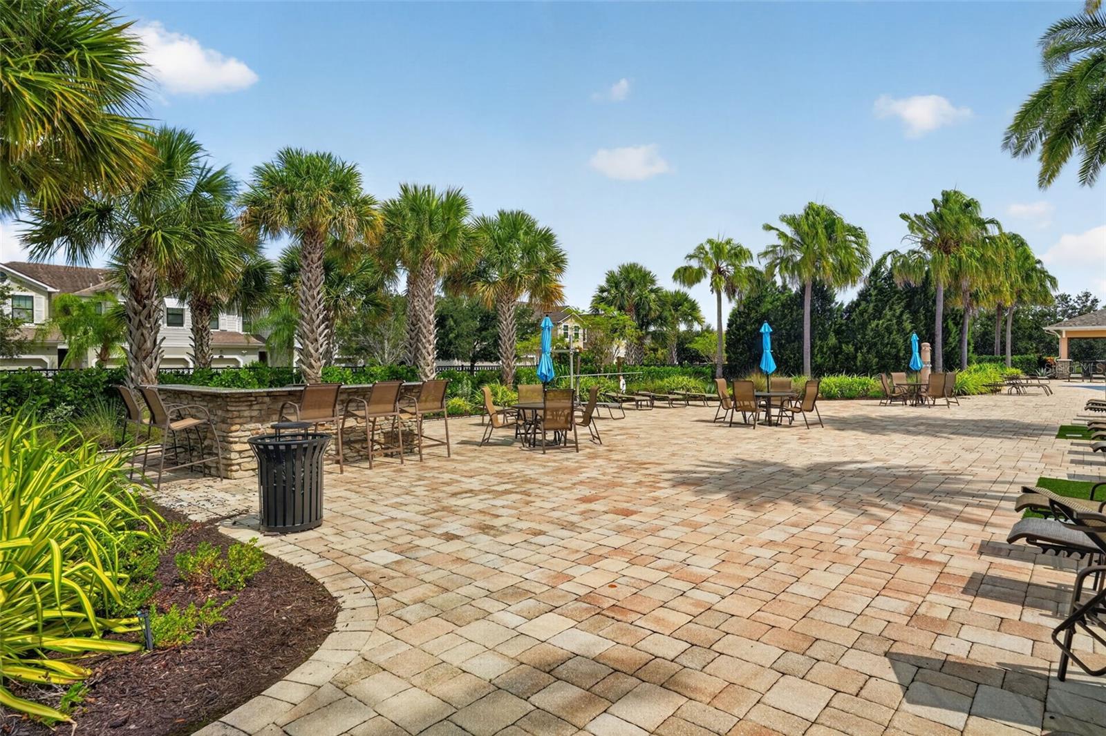 11511 ROLLING GREEN DR — photo 33