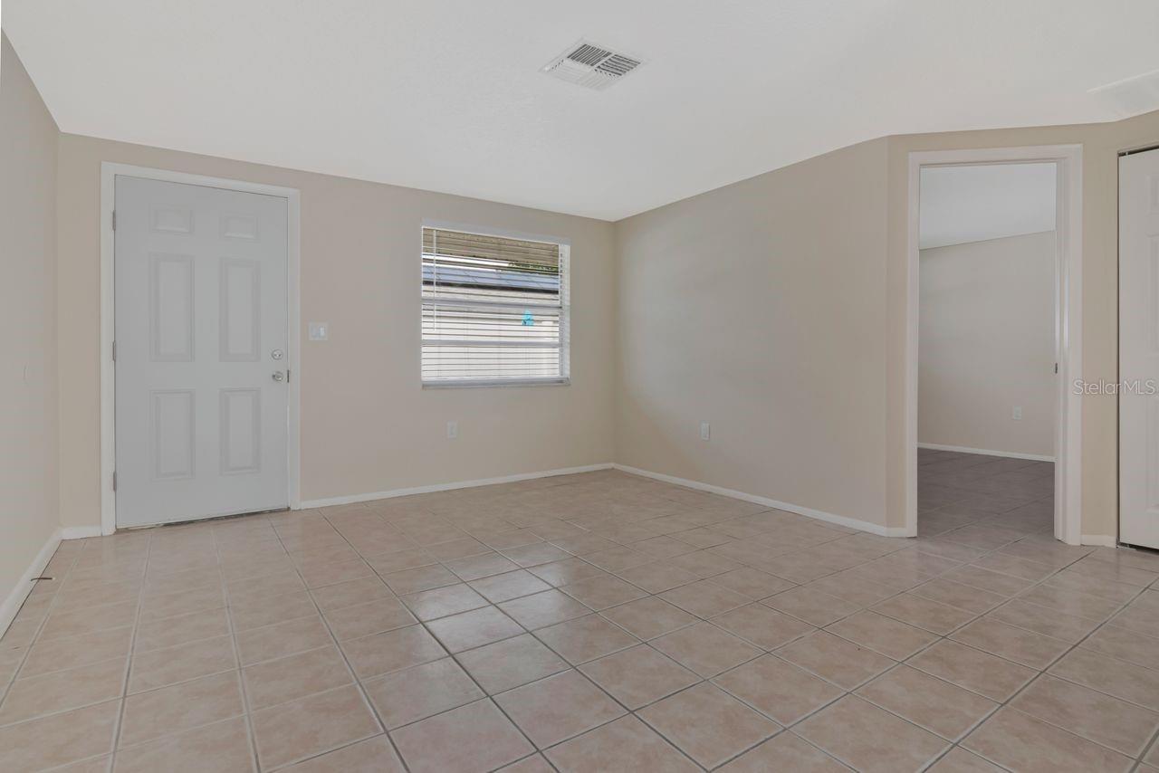 5374/5376 SCHOOL RD — photo 10