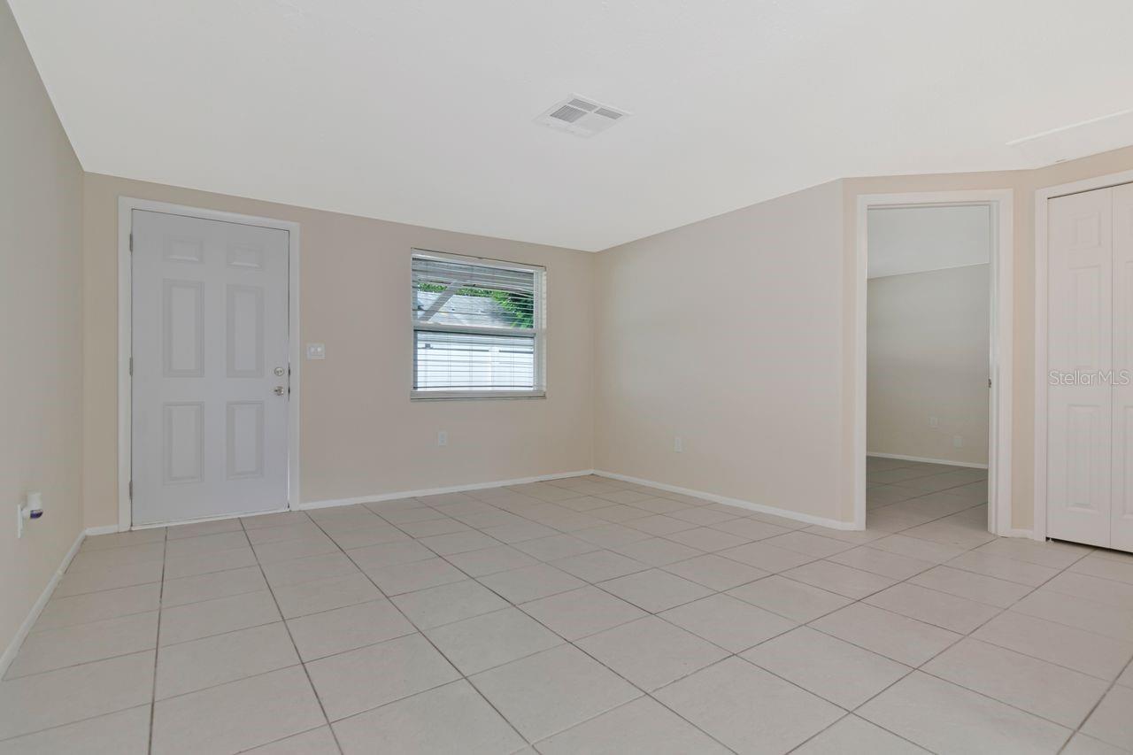 5374/5376 SCHOOL RD — photo 25