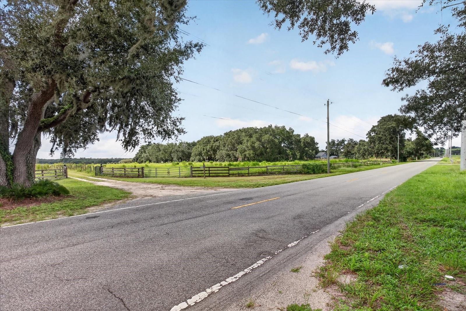 9229 FORT KING RD — photo 41