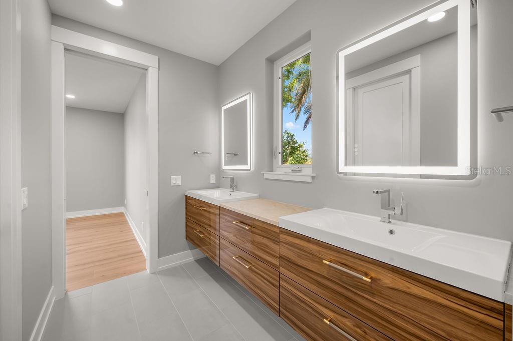 3360 BAYOU SOUND — photo 25