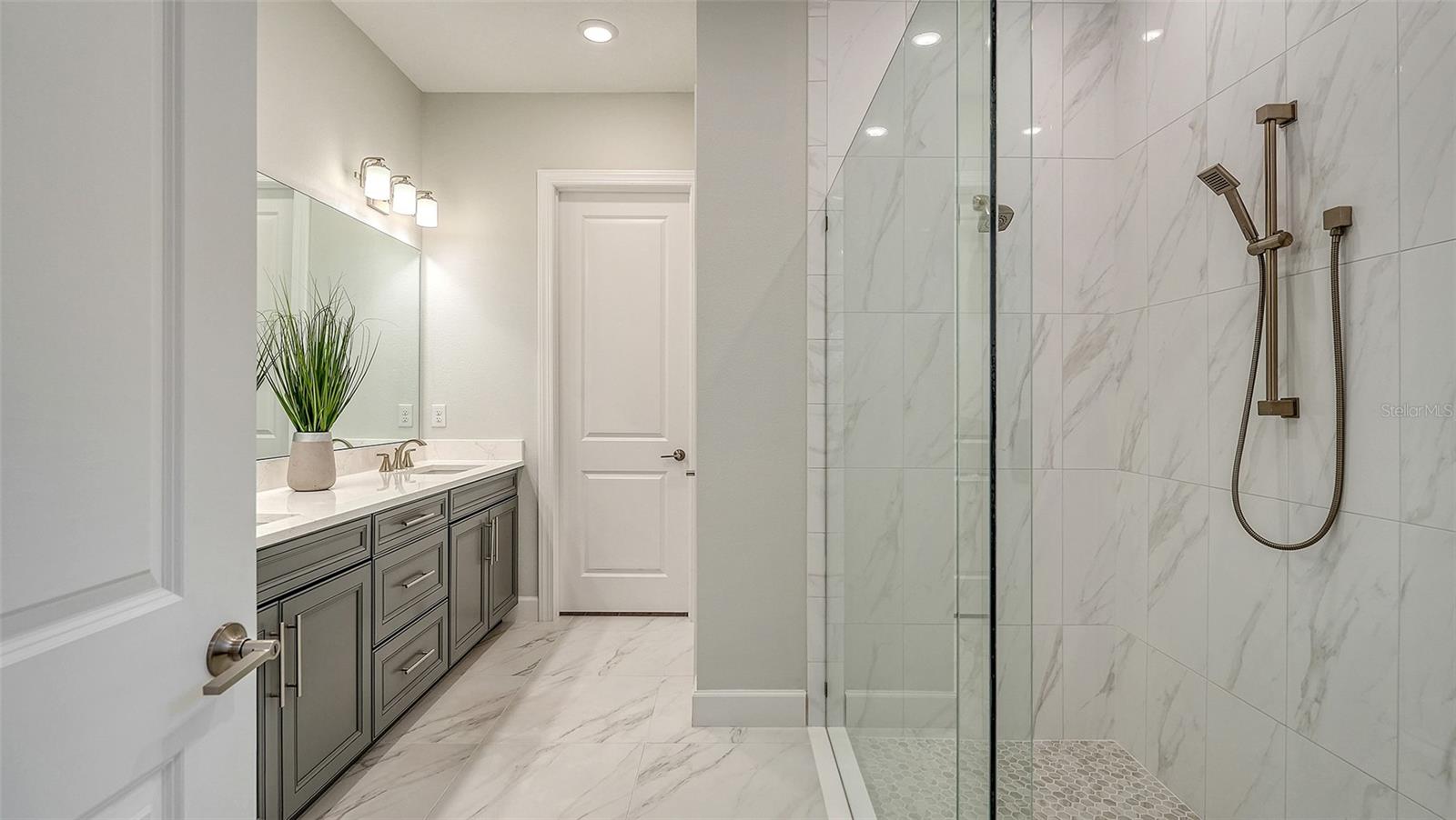 15015 VEROLE PL — photo 30