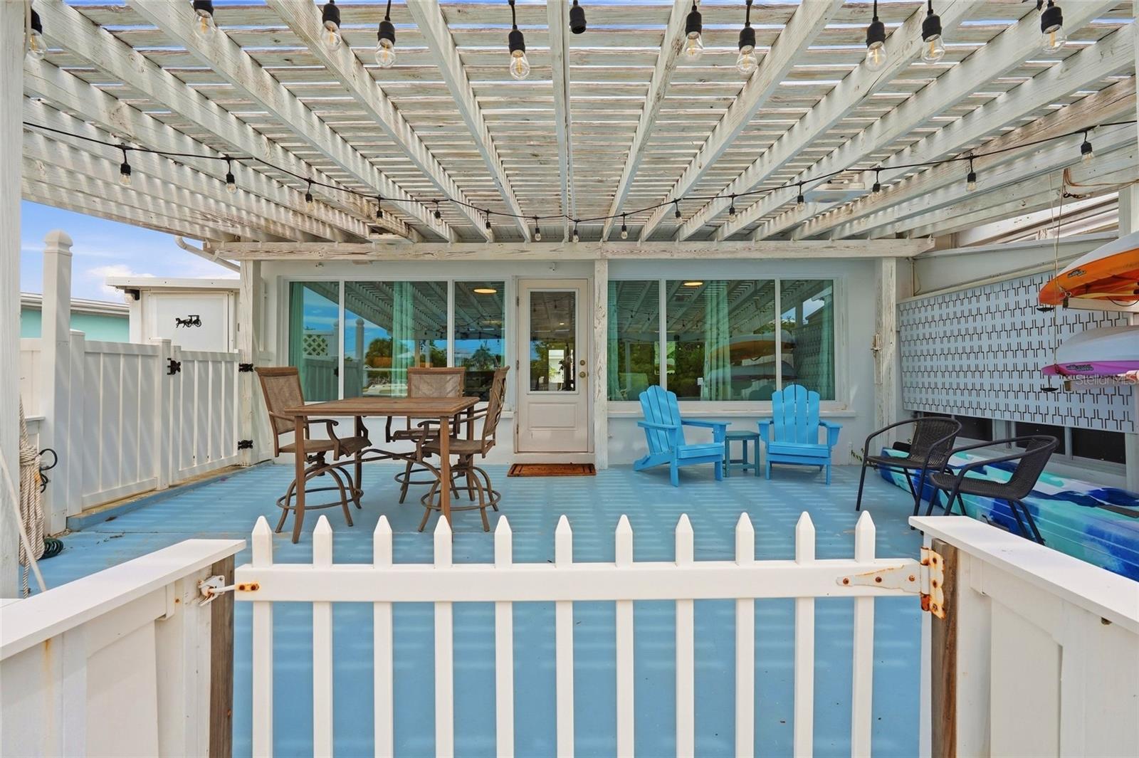 28 SEASIDE CT — photo 41