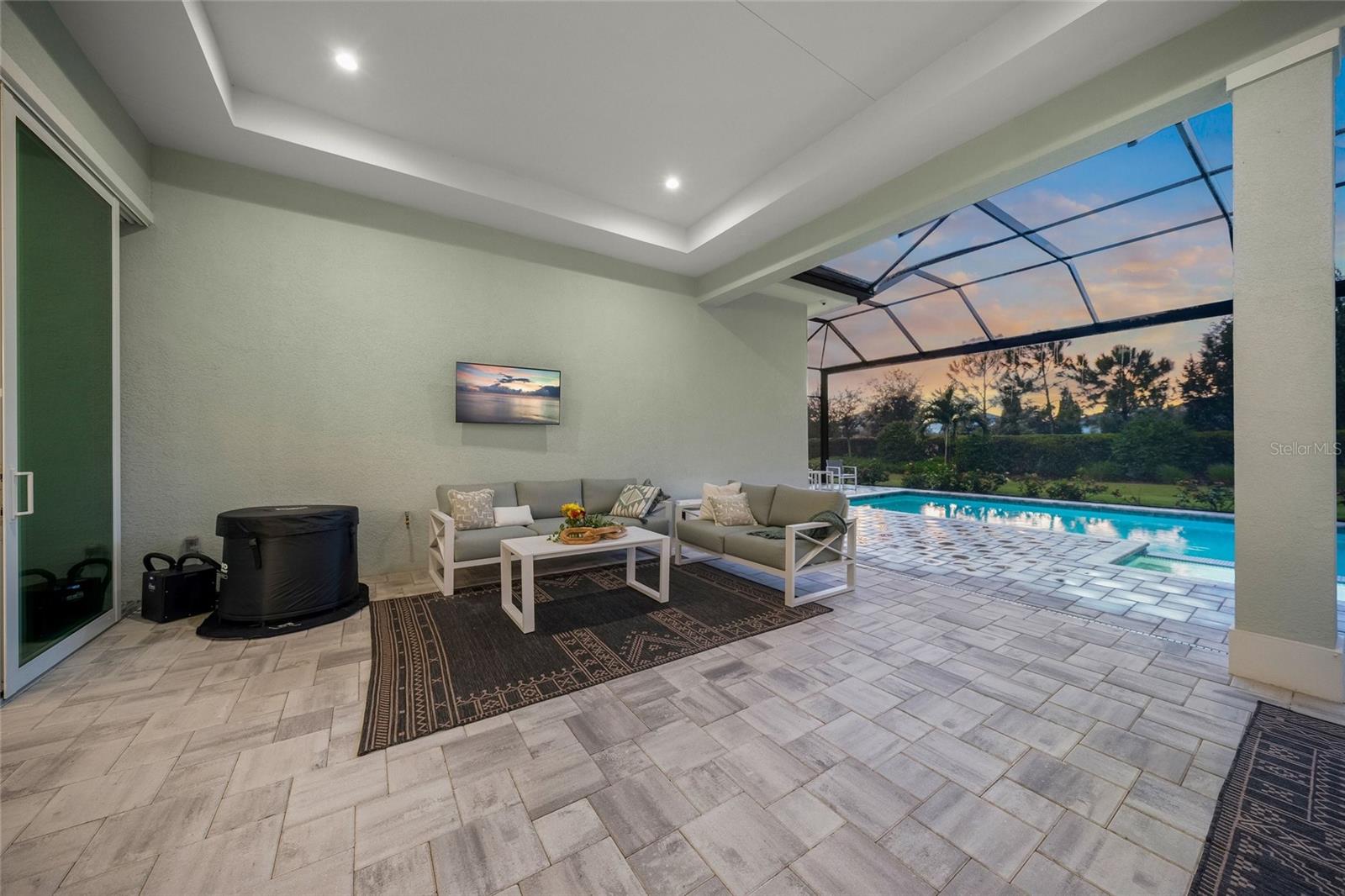 16903 VERONA PL — photo 32