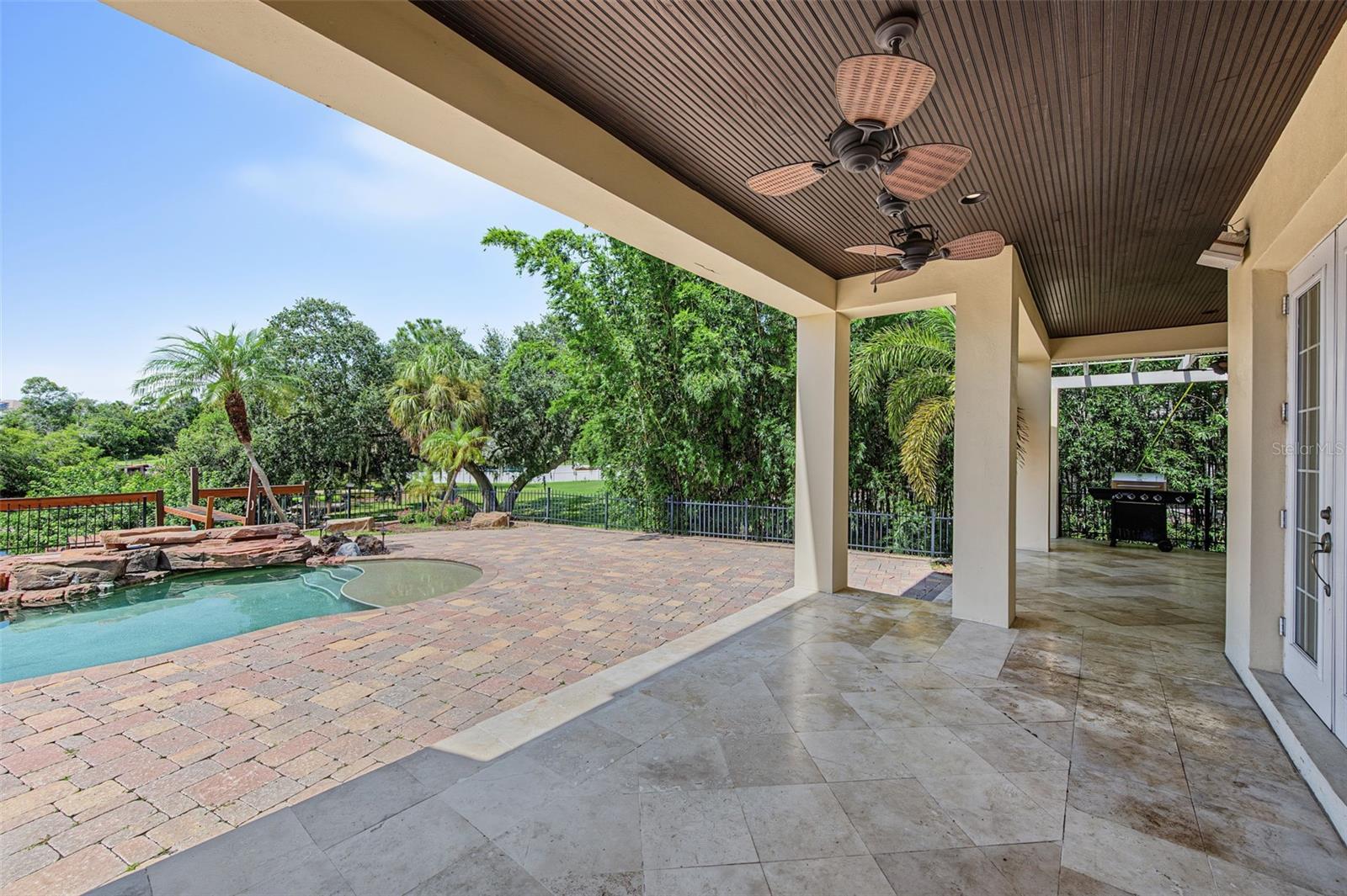 3143 PINEVIEW DR — photo 44