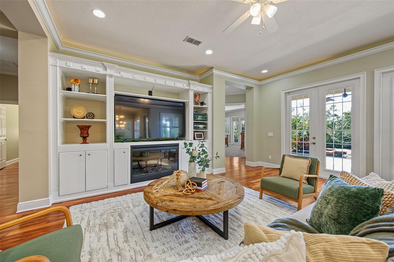3143 PINEVIEW DR — photo 19