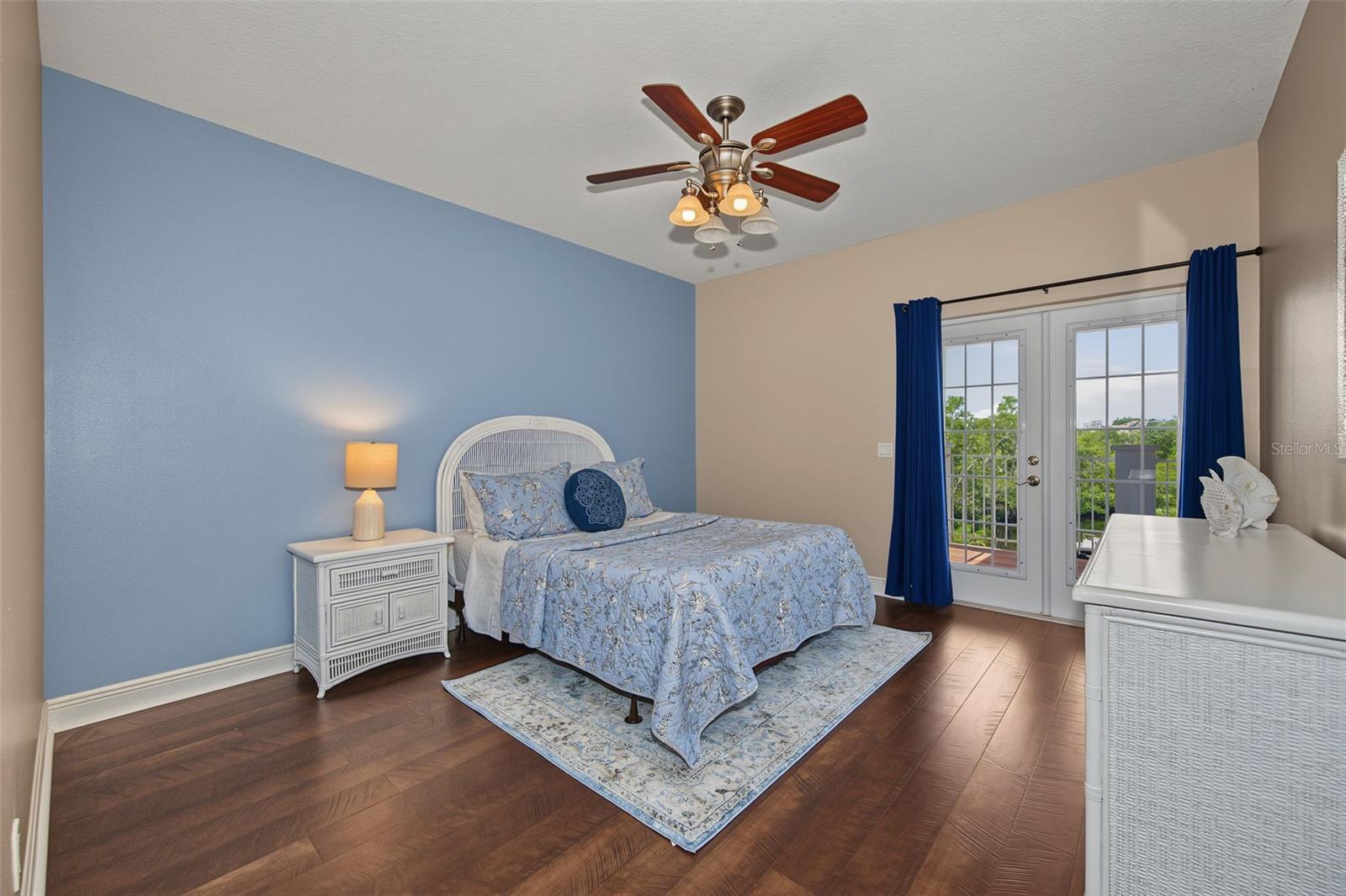 3143 PINEVIEW DR — photo 36