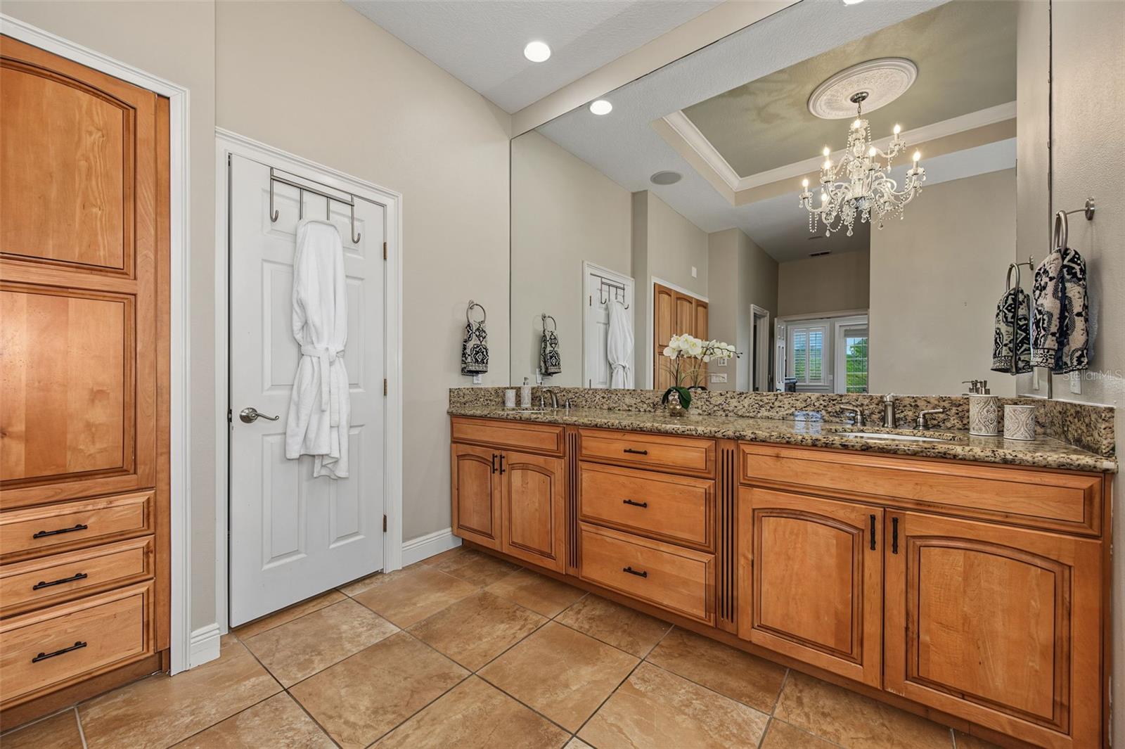 3143 PINEVIEW DR — photo 27