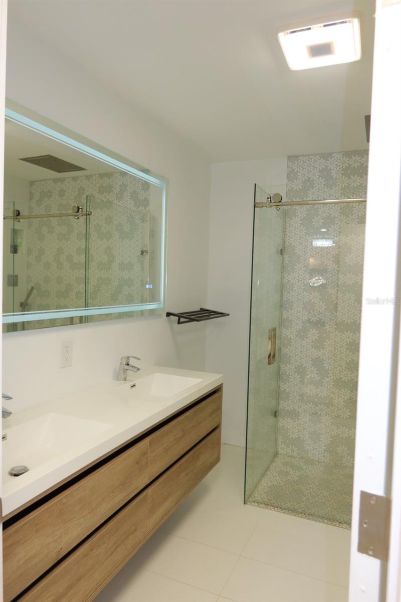 2518 HICKORY CT — photo 69