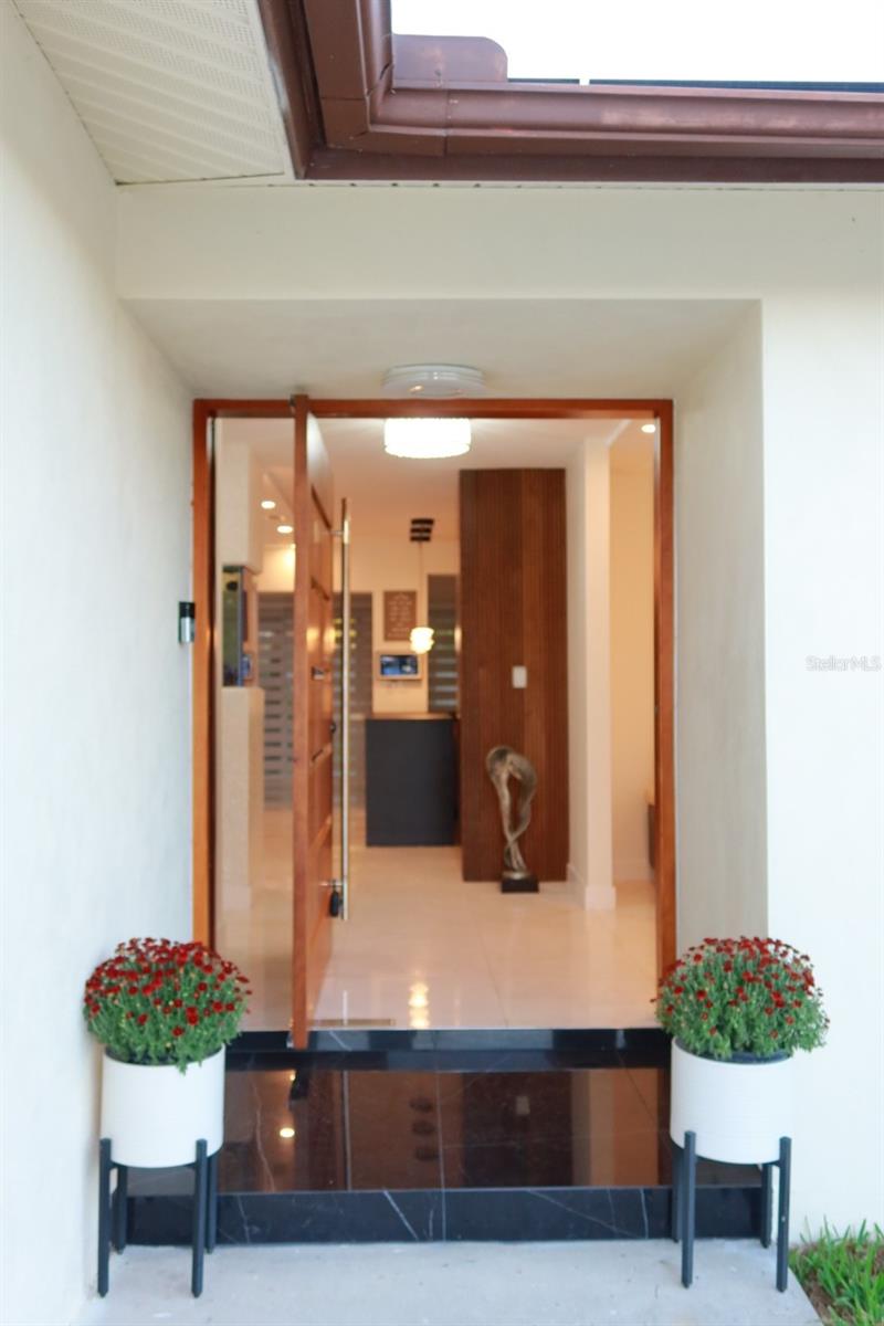 2518 HICKORY CT — photo 3