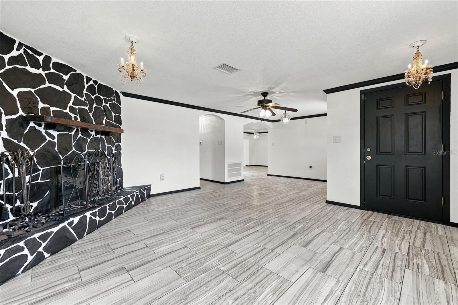 3538 GORMAN DR — photo 9