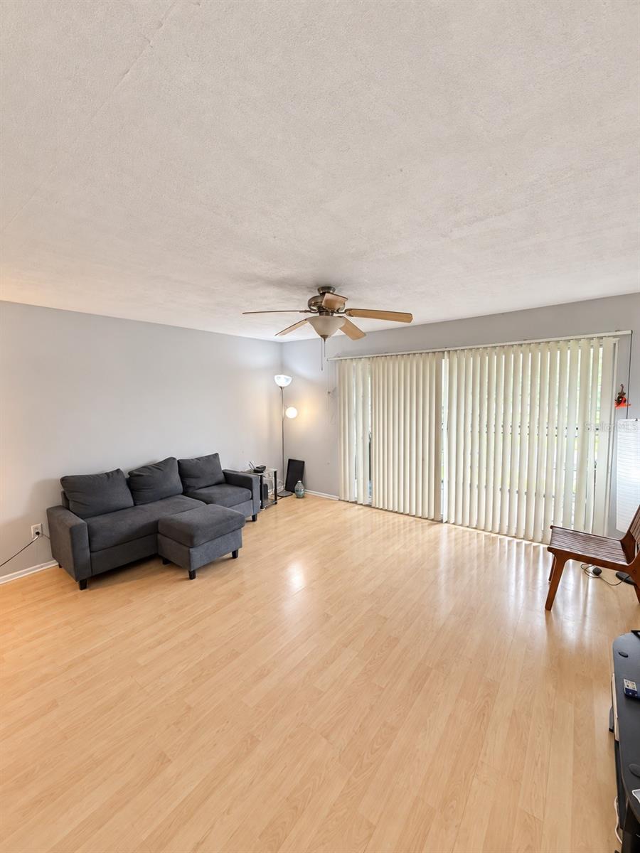 4209 WINDING MOSS TRL #201 — photo 3