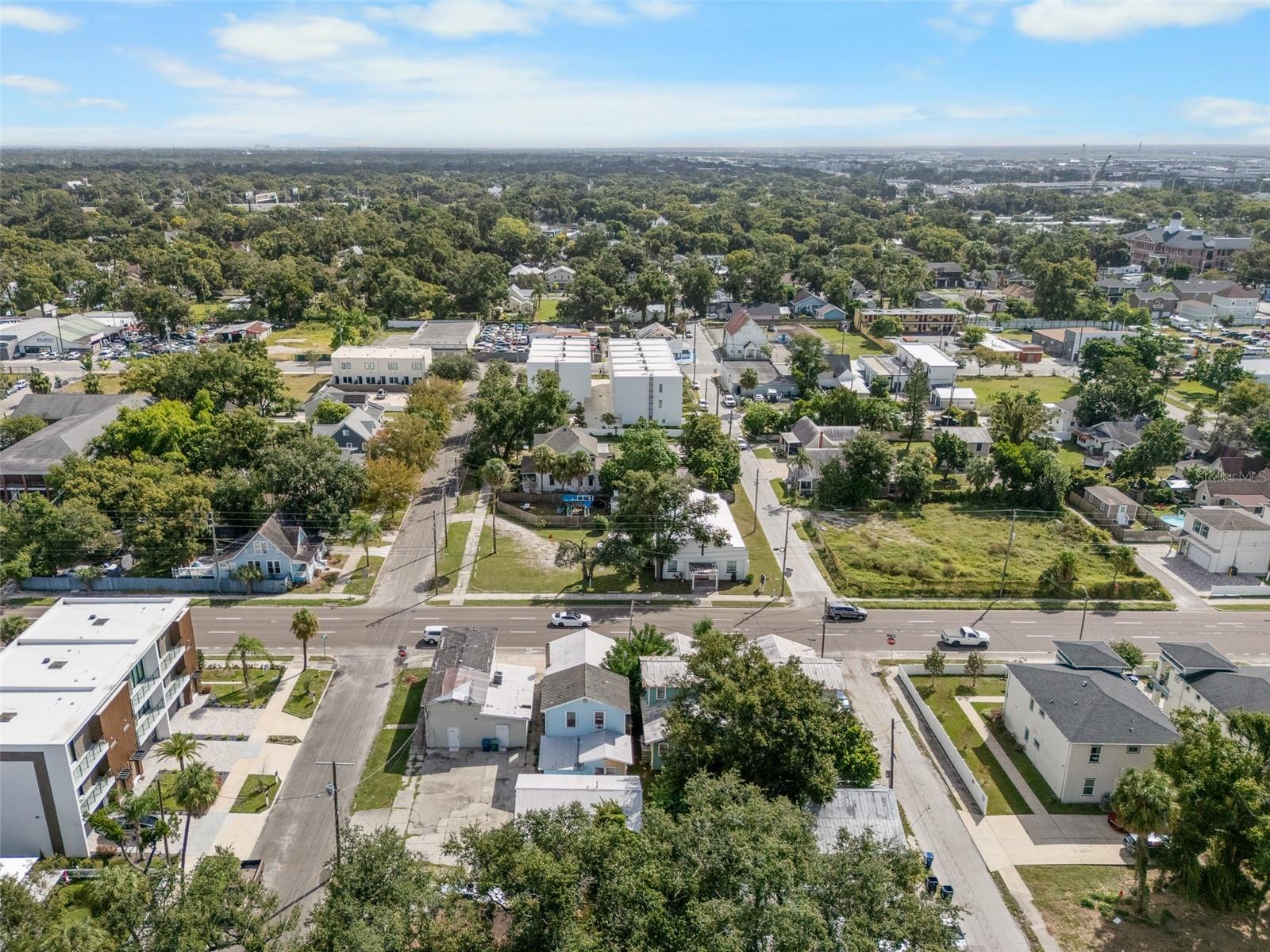 2801 N TAMPA ST — photo 9