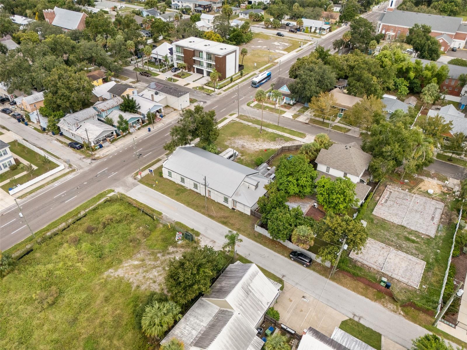 2801 N TAMPA ST — photo 12