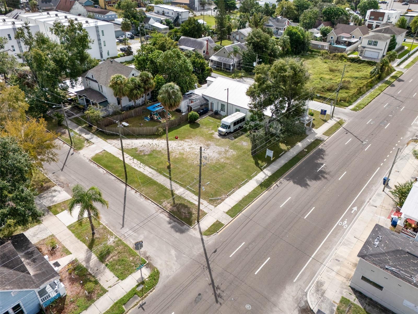 2801 N TAMPA ST — photo 10
