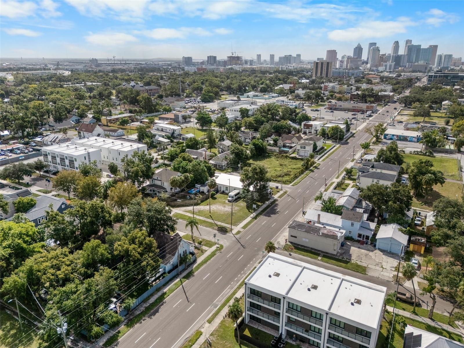 2801 N TAMPA ST — photo 14