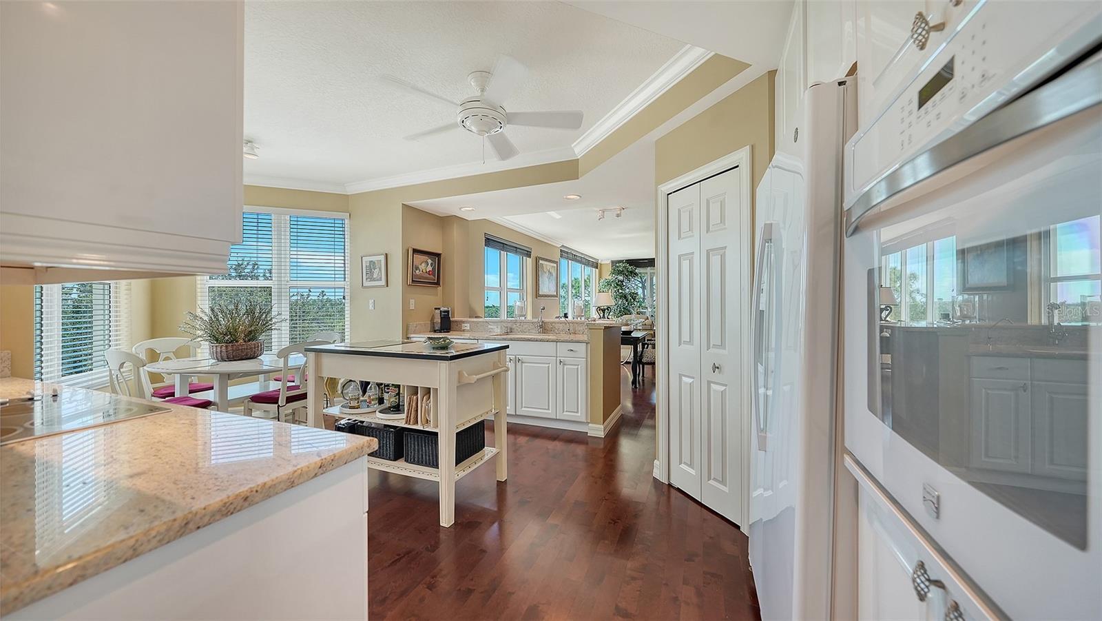 385 N POINT RD #401 — photo 13
