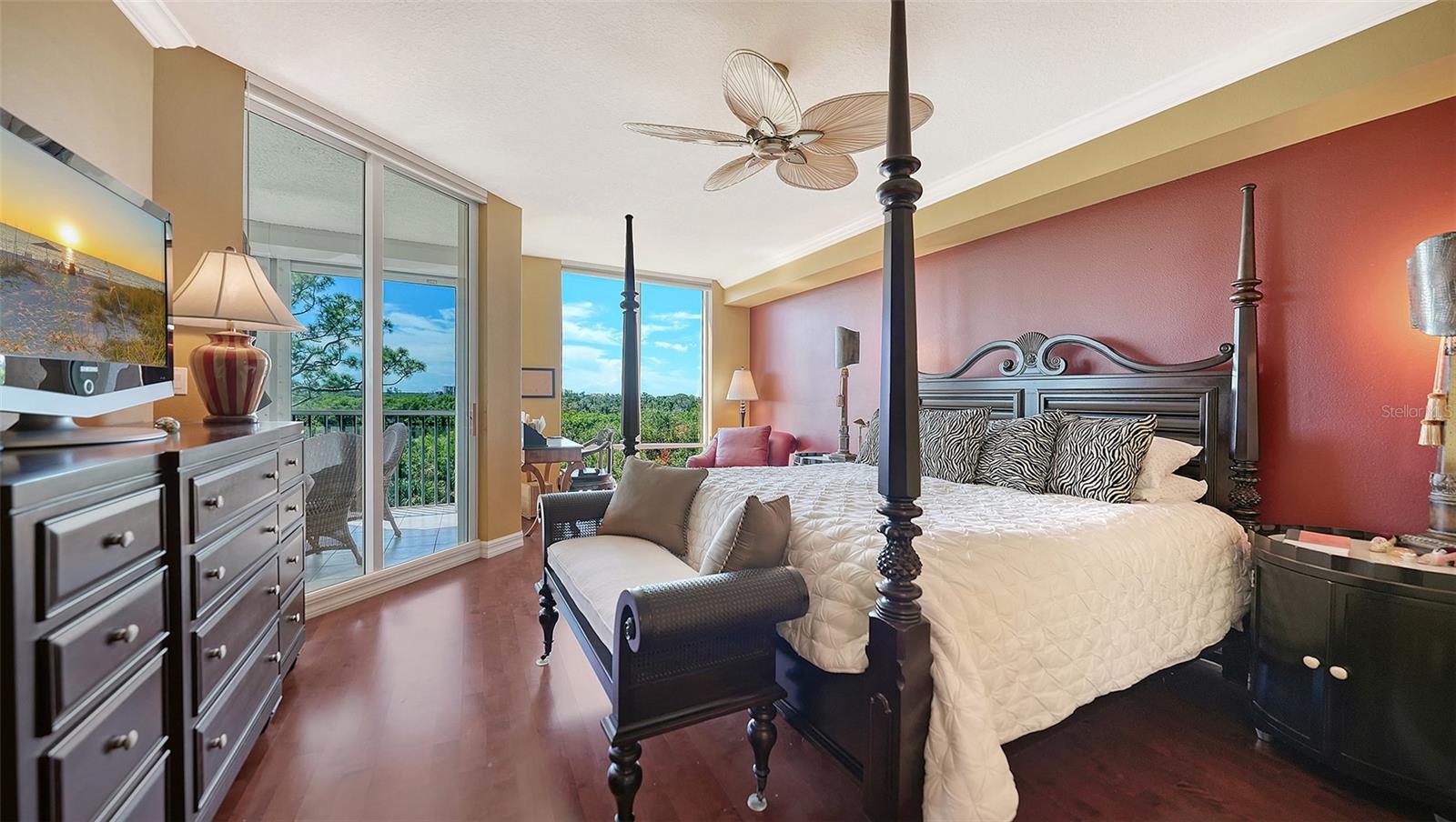 385 N POINT RD #401 — photo 42