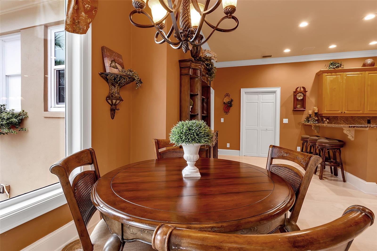 422 BLUE GARDEN LN — photo 33