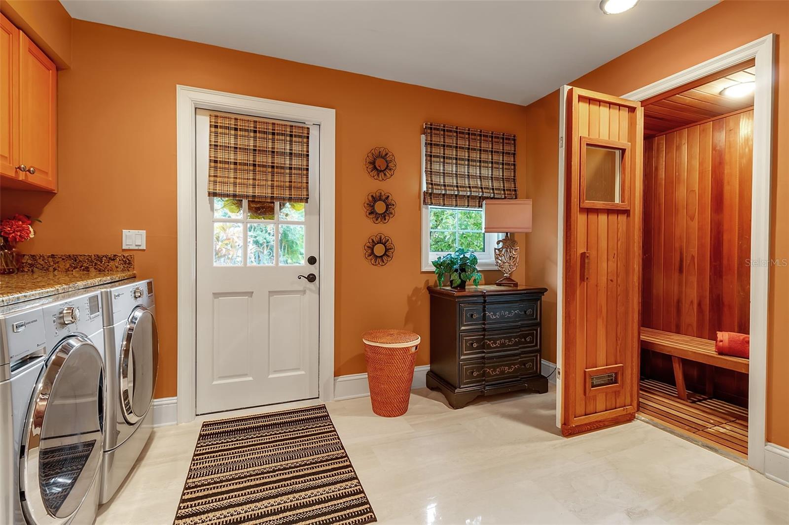 422 BLUE GARDEN LN — photo 37