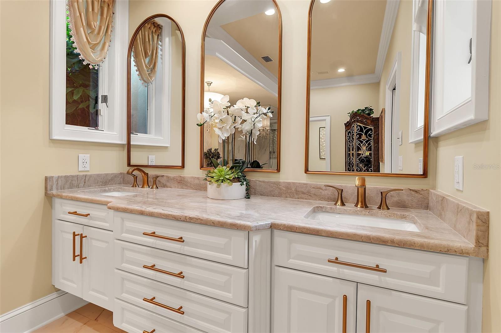 422 BLUE GARDEN LN — photo 49