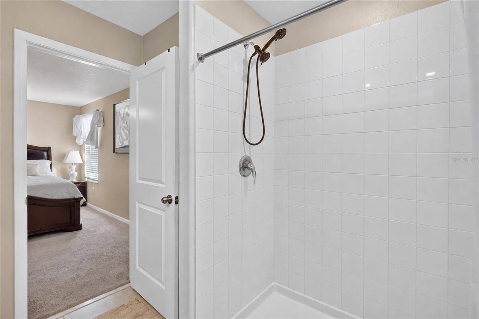 5111 WHITE CHICORY DR — photo 28