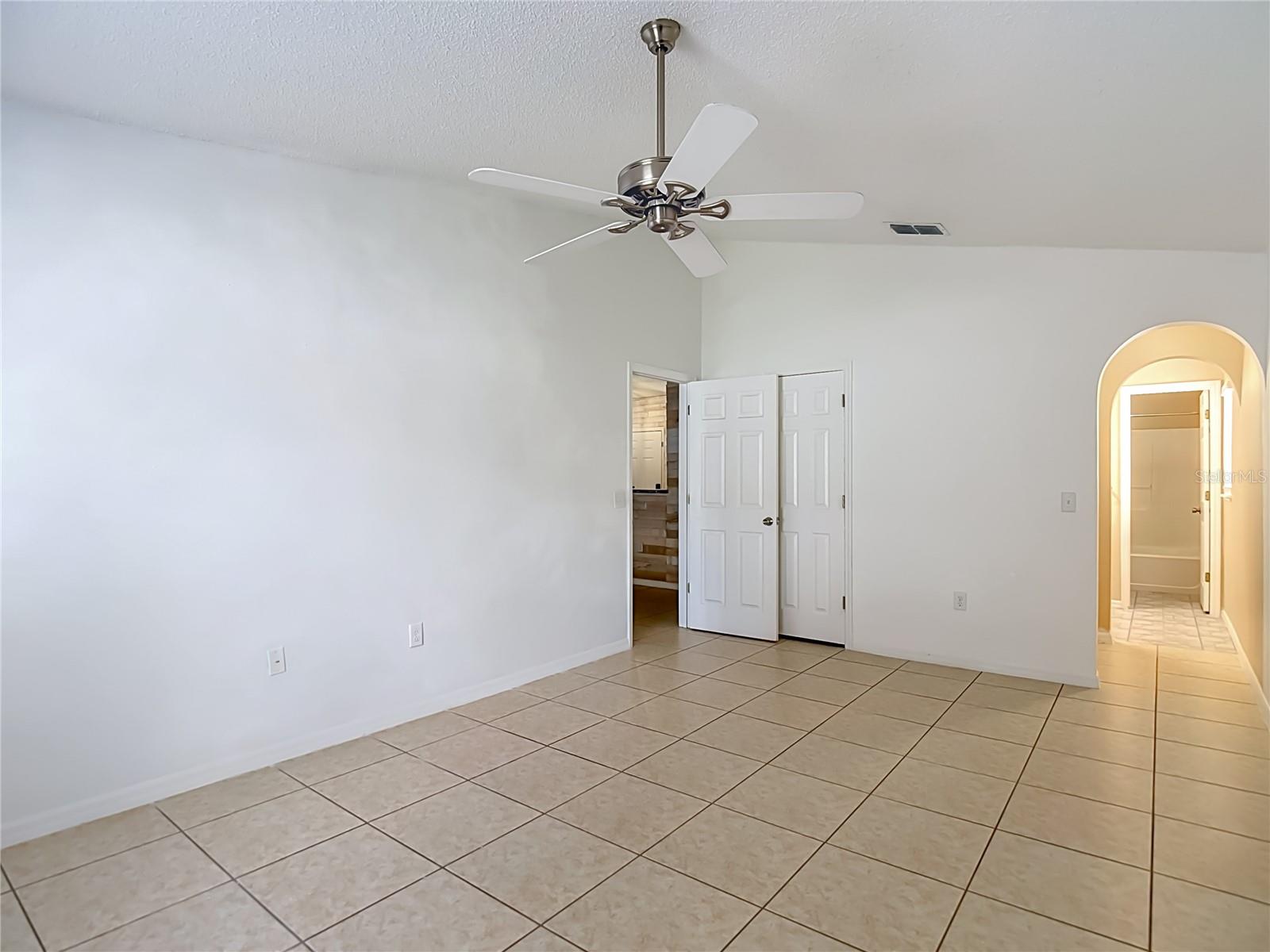 12730 KINGS LAKE DR — photo 18