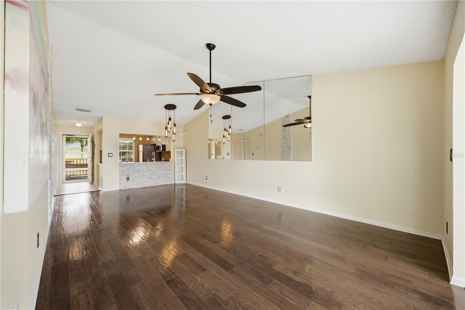 1408 MILLSTREAM LN #206 — photo 16