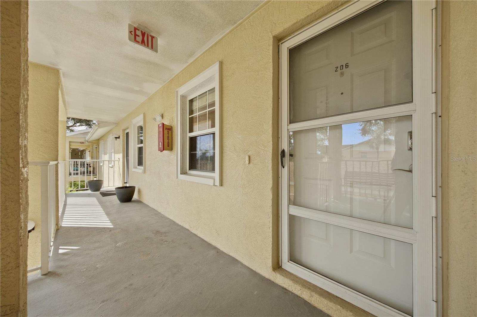 1408 MILLSTREAM LN #206 — photo 3