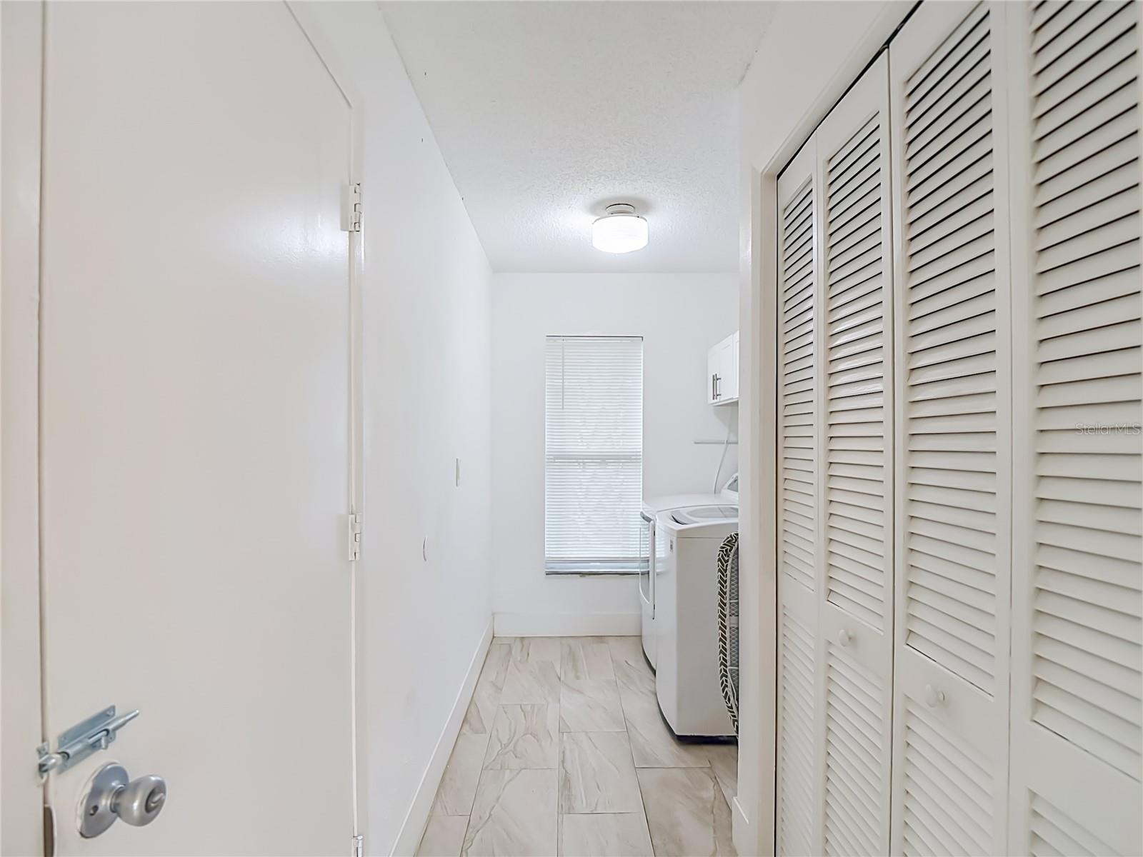 5118 BRYNN MAWR DR — photo 52