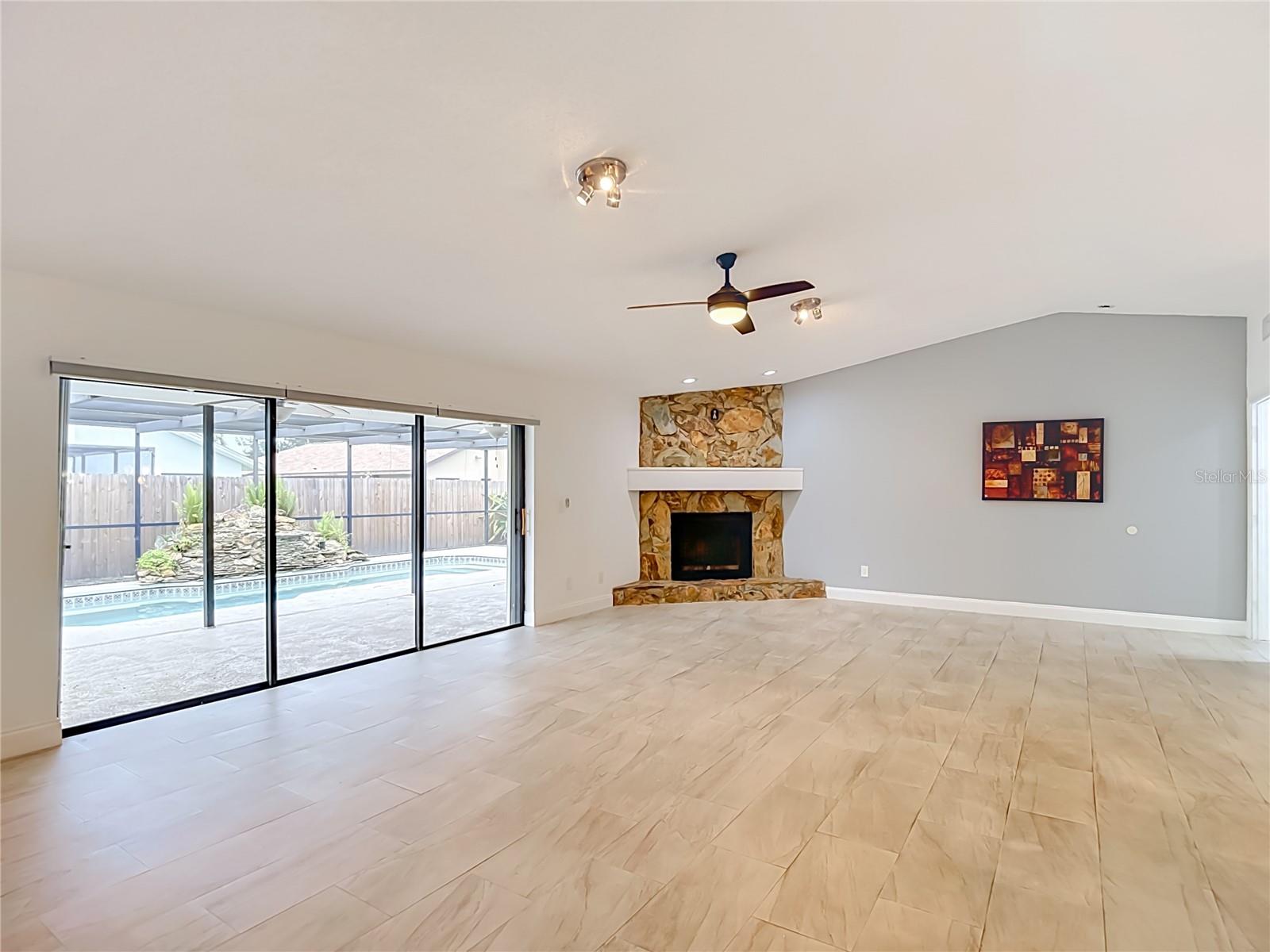 5118 BRYNN MAWR DR — photo 8