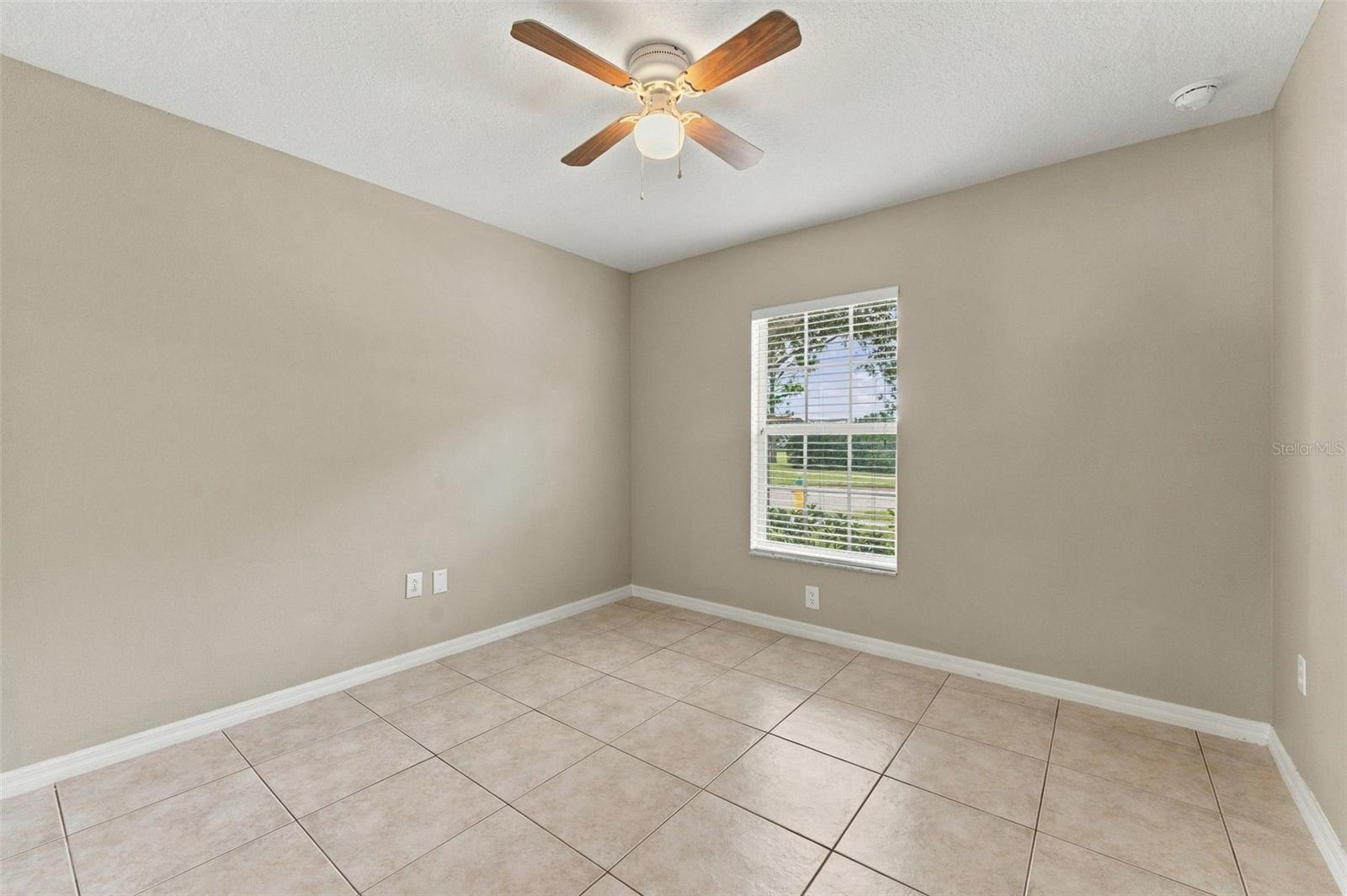 3320 CARDINAL FEATHER DR — photo 25