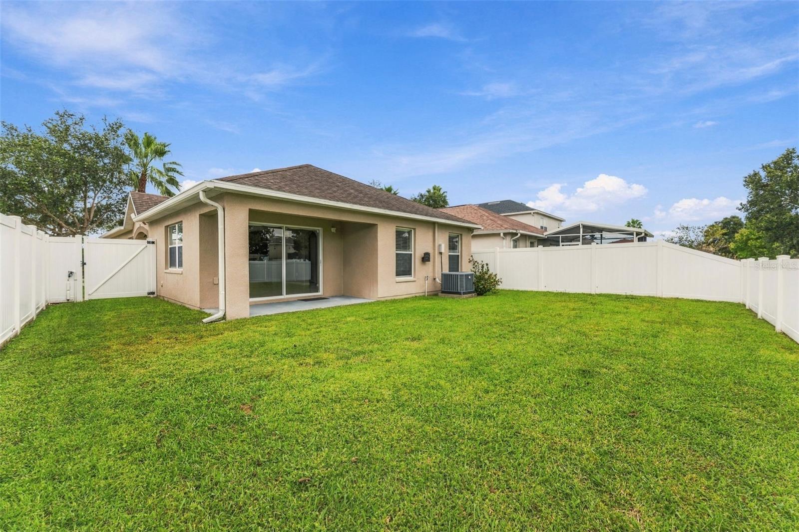 3320 CARDINAL FEATHER DR — photo 33