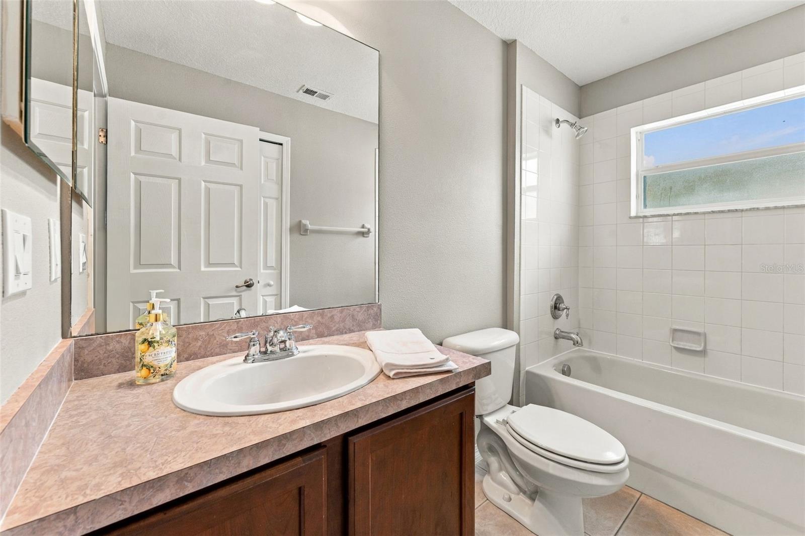 3320 CARDINAL FEATHER DR — photo 29
