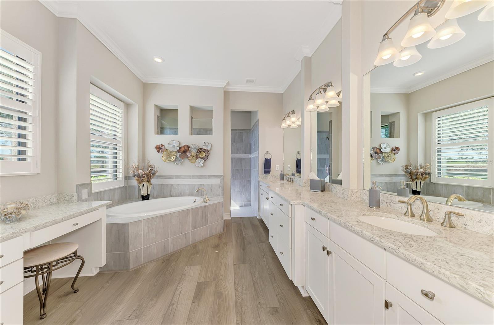 10800 WHISK FERN DR — photo 38