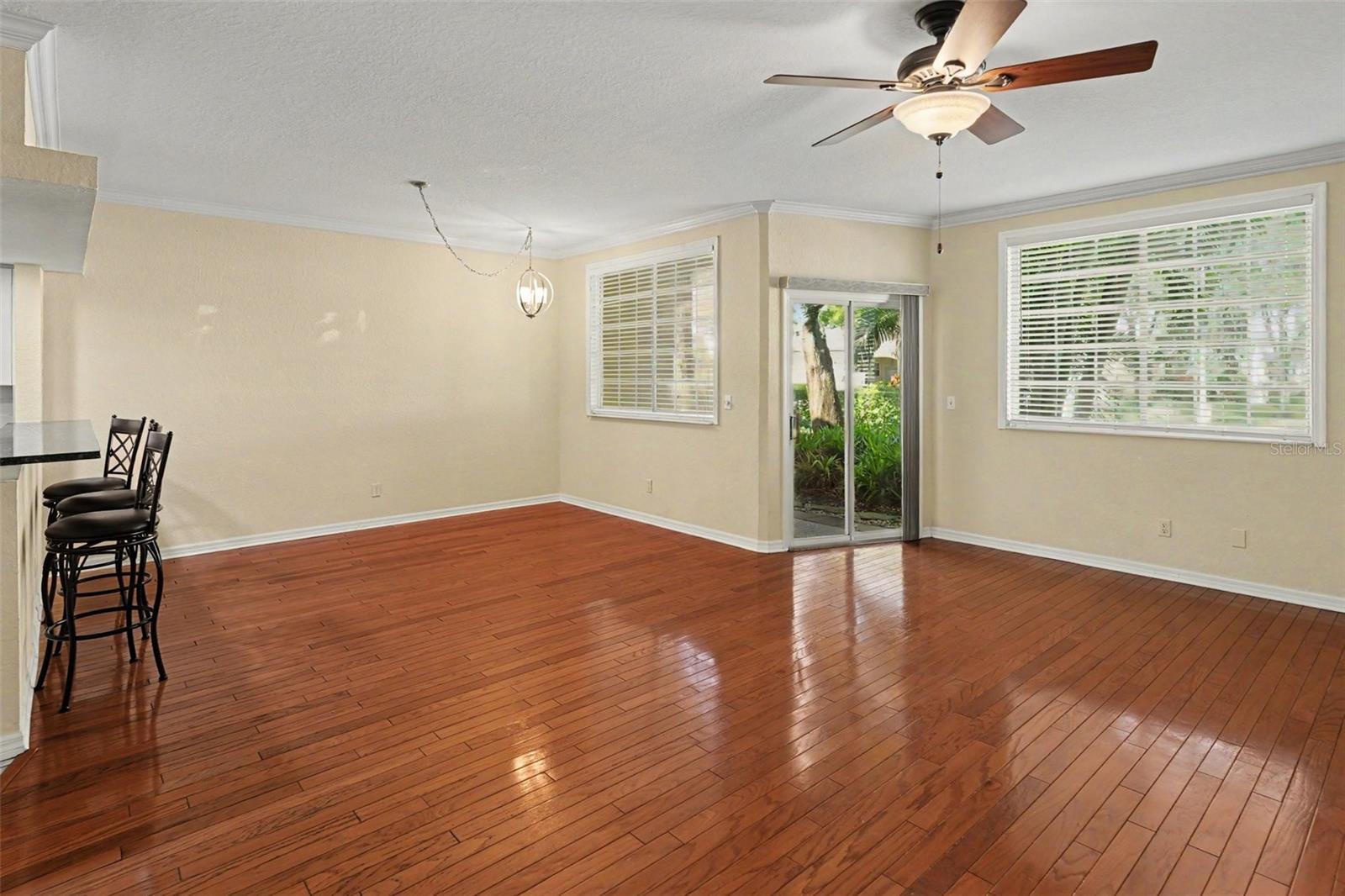 3442 FOX HUNT DR — photo 5