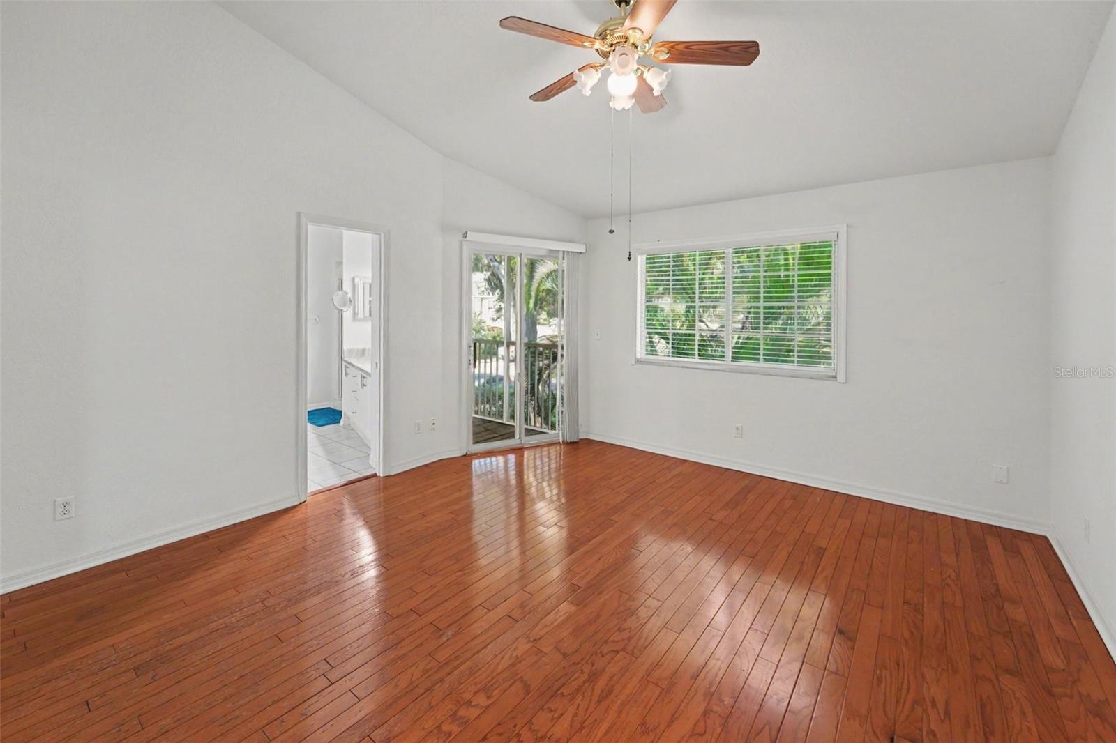 3442 FOX HUNT DR — photo 12