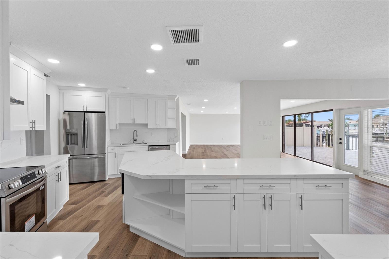 5041 CABRILLA CT — photo 10