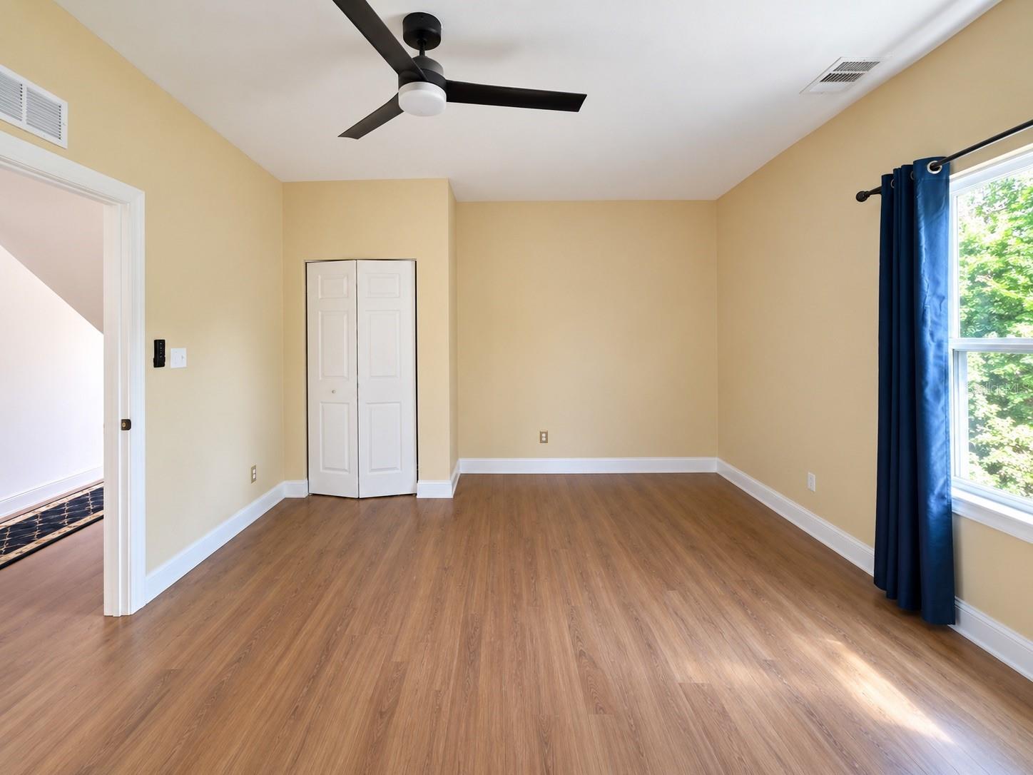 2610 W CYPRESS ST — photo 5